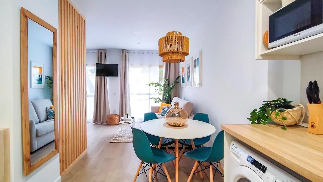 Oleholidays 411 Romana Playa Junto A La Playa Marbella